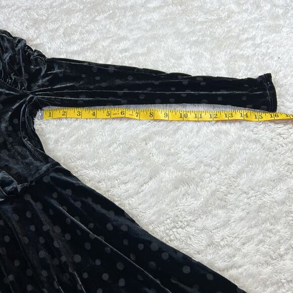 Topshop black velvet and polka dot little black cocktail party dress, size 4 - Picture 6 of 11